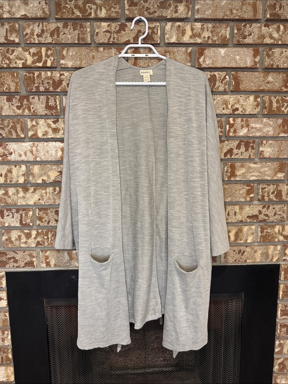 DONNI. Light Gray Ribbed Cardigan - Picture 2 of 5